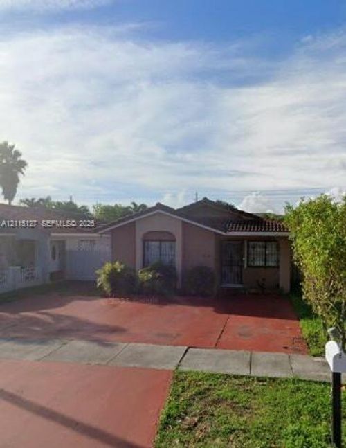 2932 W 68th Pl, Hialeah, FL, 33018-5362 | Card Image