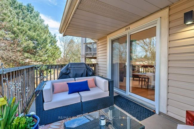 308 - 1210 Thorpe Rd, Condo with 3 bedrooms, 2 bathrooms and 1 parking in Burlington ON | Image 44