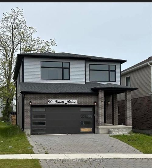 upper-90 Knott Drive, London South, ON, N0L0G5 | Card Image