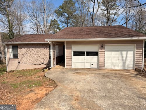 6928 Babbling Brook Dr, Rex, GA, 30273-2433 | Card Image