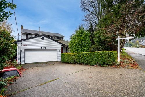 15576 Buena Vista Ave, White Rock, BC, V4B1Z2 | Card Image