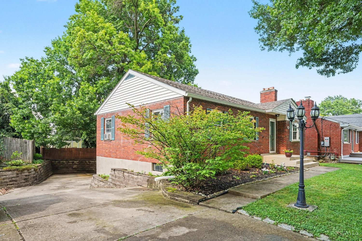 Residential in Cleves 5