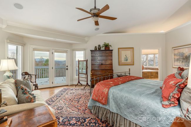 135 Poplar Loop Dr, House other with 3 bedrooms, 5 bathrooms and null parking in Flat Rock NC | Image 31