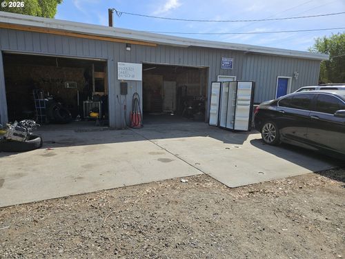 2912 W 2nd St, The Dalles, OR, 97058-4125 | Card Image