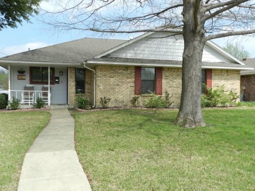 308 Floyd St, Waxahachie, TX, 75165-1814 | Card Image