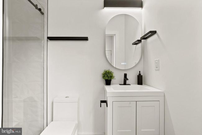 APT-3 - 4725 3 Rd Pl Nw, Condo with 2 bedrooms, 2 bathrooms and null parking in WASHINGTON DC | Image 7