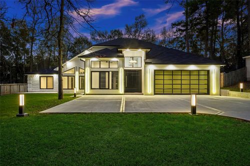2438 Carriage Lamp Ln, Conroe, TX, 77384-3342 | Card Image