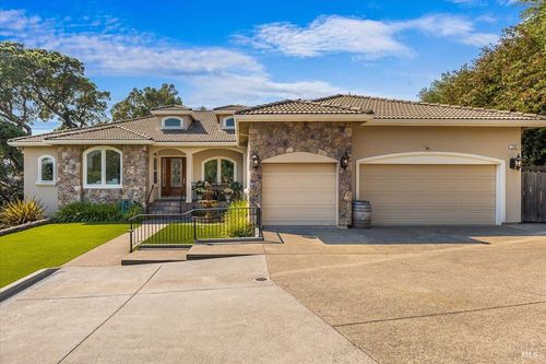 729 Montebello Drive, Santa Rosa, CA, 95403 | Card Image