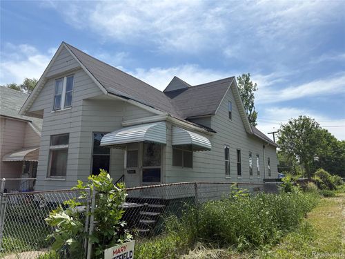 3518 E Palmer St, Detroit, MI, 48211-3152 | Card Image