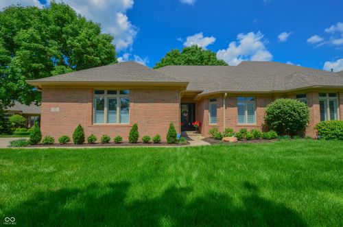 1738 Pathway Dr S, Greenwood, IN, 46143-8825 | Card Image
