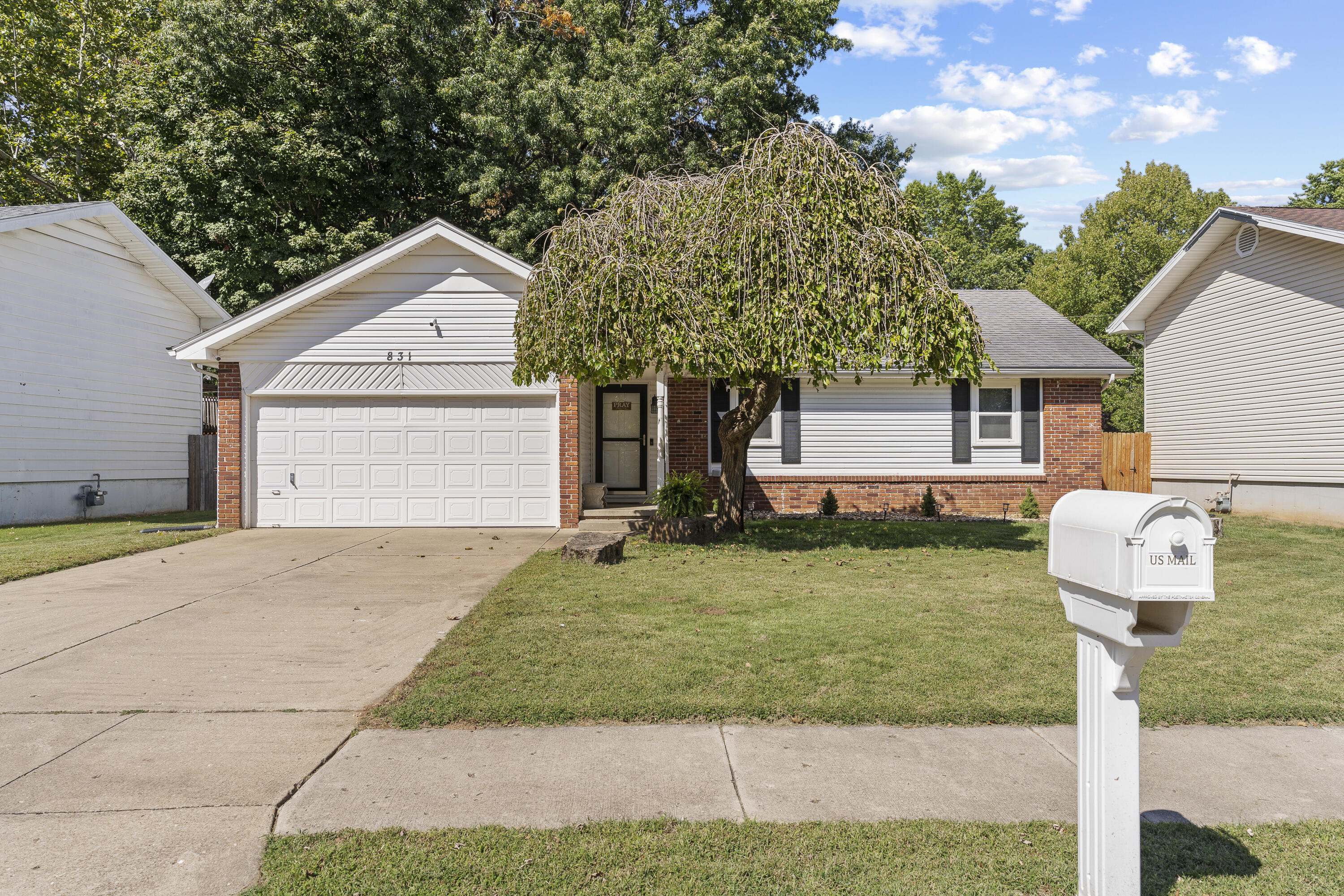 Cambridge St, Springfield, MO 65807