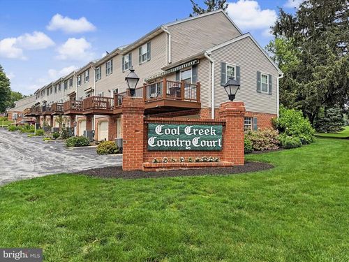 946-946 Eagle Ln, WRIGHTSVILLE, PA, 17368-9623 | Card Image