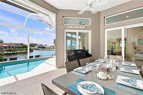 200 Copperfield Ct, MARCO ISLAND, FL, 34145-3520 | Card Image