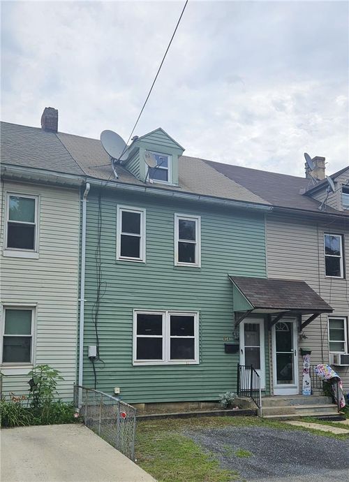404 Ridge St, Palmerton, PA, 18071-1811 | Card Image