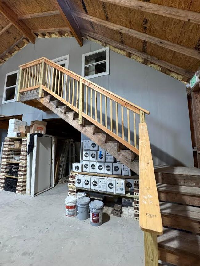 Storage Barn Interior | Image 10