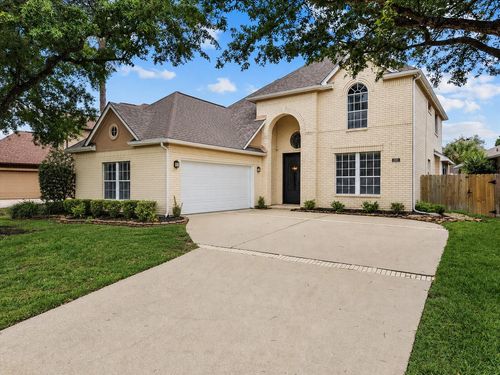201 Lago Vista Street, Kemah, TX, 77565 | Card Image