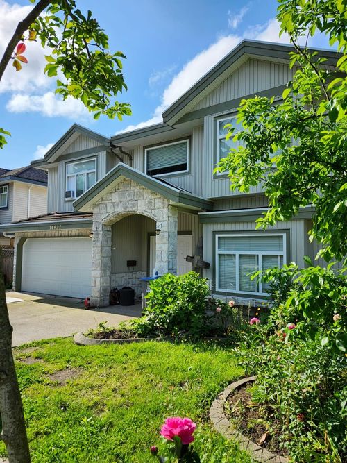 14922 102a Ave, Surrey, BC, V3R1K9 | Card Image