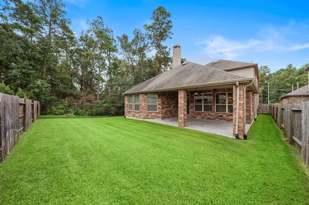 Lovegrass Ln, Spring, TX 77386