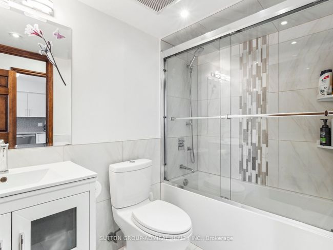 604 - 7 Townsgate Dr, Condo with 2 bedrooms, 2 bathrooms and 2 parking in Vaughan ON | Image 19