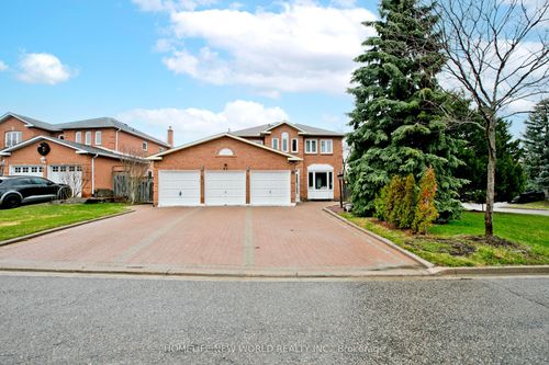 61 Nadine Cres, Markham, ON, L3R7Y7 | Card Image