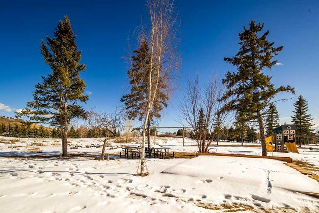 25273 Lower Springbank Road, Home with 3 bedrooms, 2 bathrooms and 6 parking in Rural Rocky View County AB | Image 38