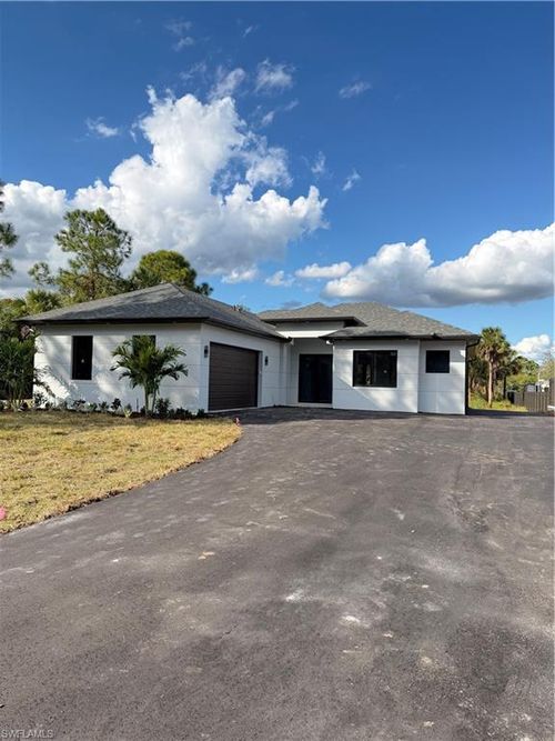 3307 48th Ave Ne, Naples, FL, 34120-1558 | Card Image