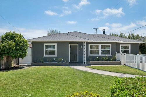 241 E 21st St, Costa Mesa, CA, 92627 | Card Image