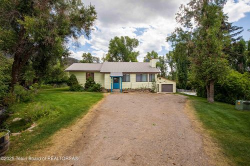 458 E 1st Ave, Afton, WY, 83110-5009 | Card Image
