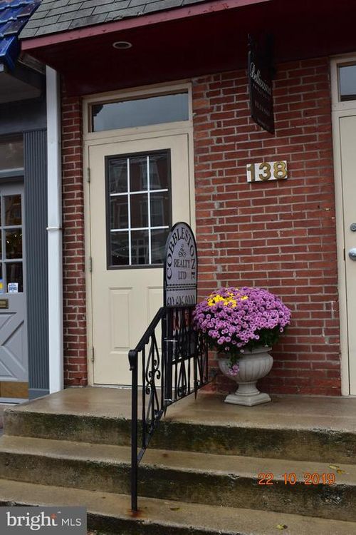 138 W Market St, WEST CHESTER, PA, 19382-2934 | Card Image