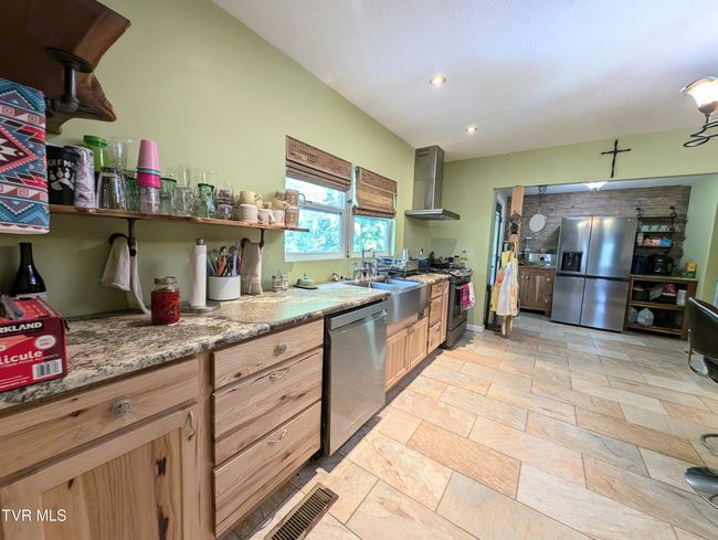 2509 Dc Caney Ridge Rd, House other with 3 bedrooms, 2 bathrooms and null parking in Clintwood VA | Image 46
