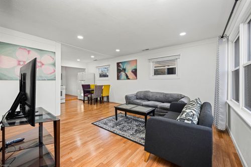 23067 Stauber Ave, Hazel Park, MI, 48030-1318 | Card Image