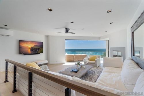 32-135 S Sierra Ave, Solana Beach, CA, 92075 | Card Image