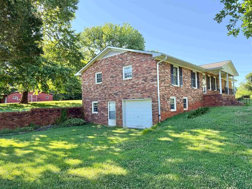 631 Riveroak Cir, Inman, SC, 29349-9098 | Card Image