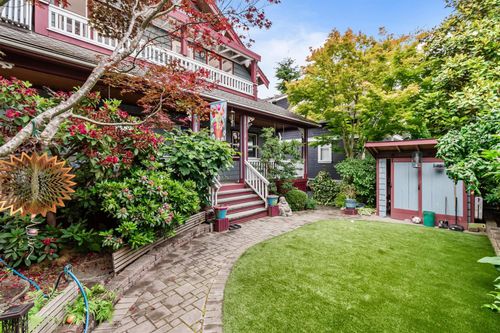 419 E 23rd Ave, Vancouver, BC, V5V1X7 | Card Image
