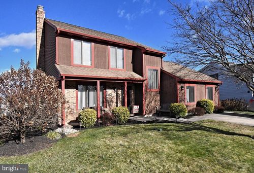 633 Keston Dr, FAIRLESS HILLS, PA, 19030-3829 | Card Image