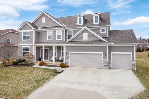 102 Harvester Dr, Copley, OH, 44321-1019 | Card Image