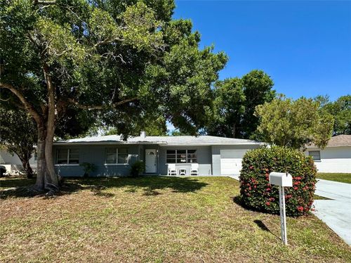 4917 99th St N, St Petersburg, FL, 33708-3652 | Card Image