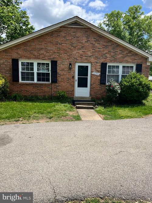 48-9737 Hagel Cir, LORTON, VA, 22079-4313 | Card Image
