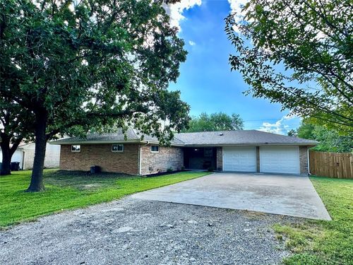 108 S Sunshine Ln, Little River Academy, TX, 76554-2504 | Card Image