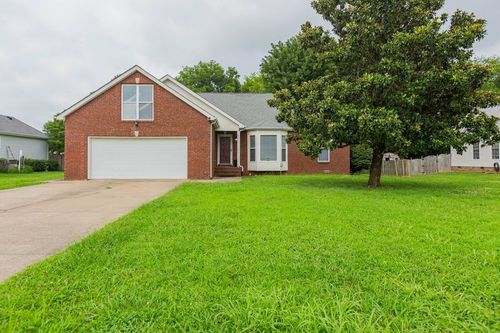 847 Isaac Dr, Clarksville, TN, 37040-5691 | Card Image