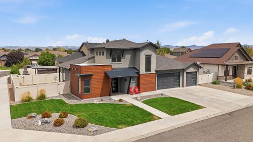 1123 Laura Ave, Fruita, CO, 81521-8916 | Card Image