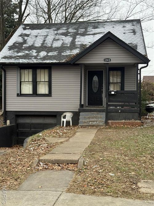 1205 S Ellis St, Cape Girardeau, MO, 63703-7814 | Card Image