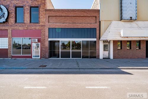 27 Nw Main St, Blackfoot, ID, 83221-2719 | Card Image