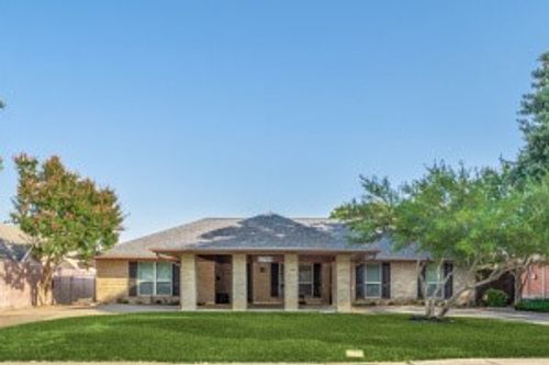 2719 N Surrey Dr, Carrollton, TX, 75006-4748 | Card Image
