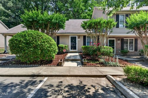 19 Crystal Oaks Ct, Durham, NC, 27707-9789 | Card Image