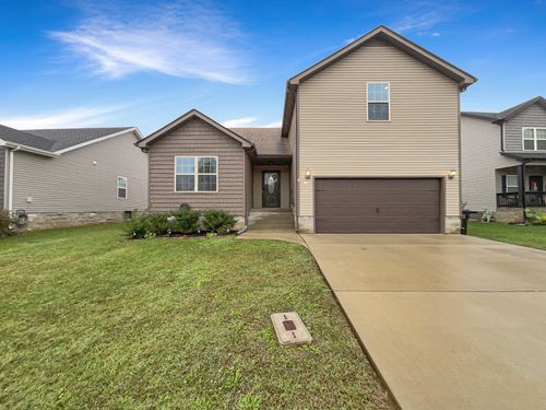 1128 Eagles View Dr, Clarksville, TN, 37040-2701 | Card Image