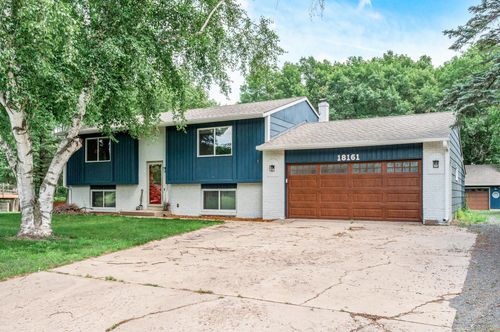 18161 Alamo St Ne, East Bethel, MN, 55092-9513 | Card Image