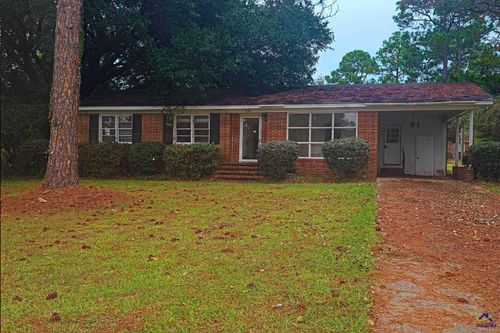 619 E 26th Ave, Cordele, GA, 31015-2247 | Card Image