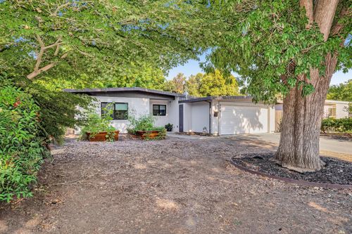908 Craig Place, Davis, CA, 95616 | Card Image