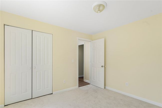 208 W View Rd, House other with 4 bedrooms, 3 bathrooms and 4 parking in Middletown RI | Image 8